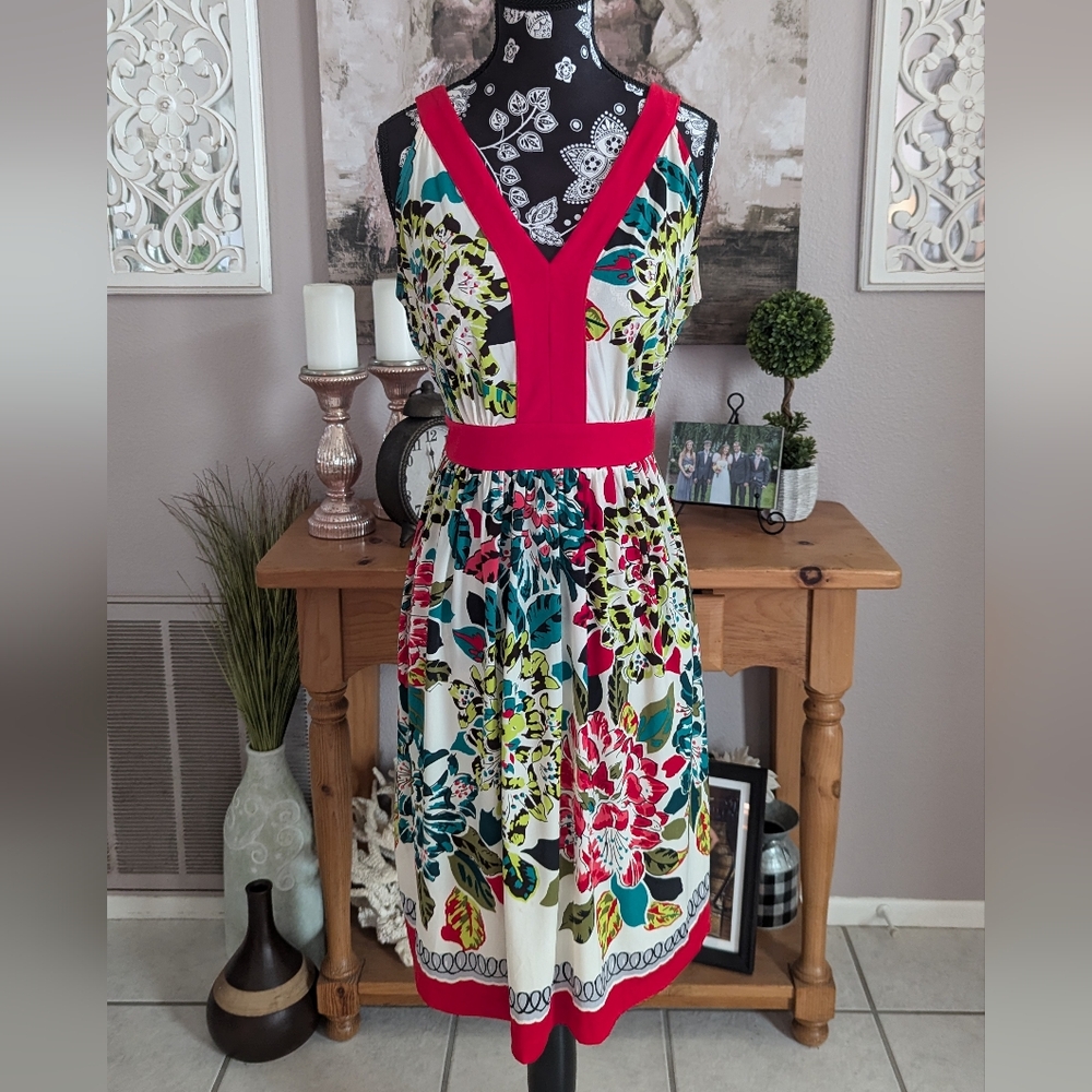 Roz & Ali Vibrant Floral Print Sleeveless Dress size 8